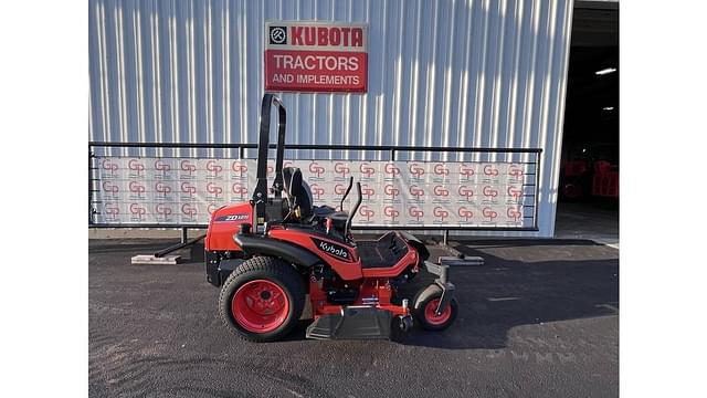 Image of Kubota ZD1211 equipment image 1