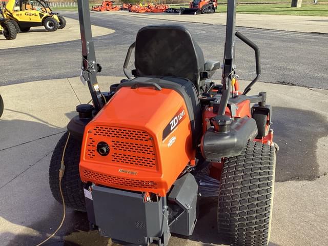 Image of Kubota ZD1211 equipment image 2