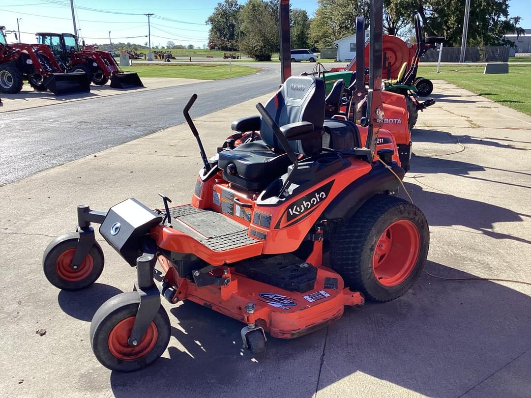 Image of Kubota ZD1211 Image 0