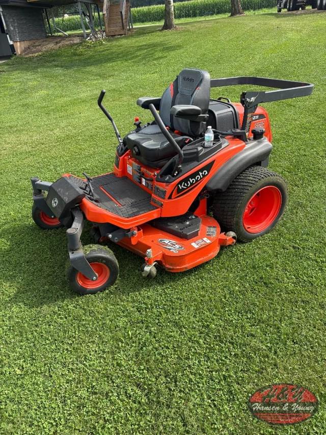 Image of Kubota ZD1211 equipment image 2