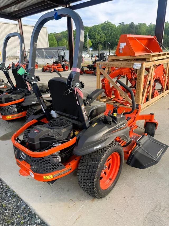 Image of Kubota Z412 equipment image 1