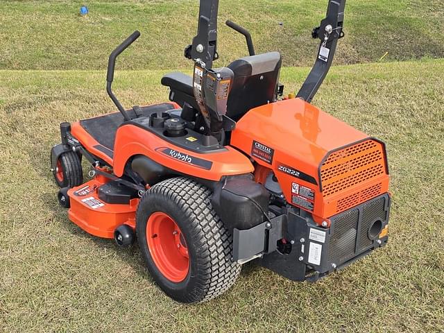 Image of Kubota ZG222 equipment image 3