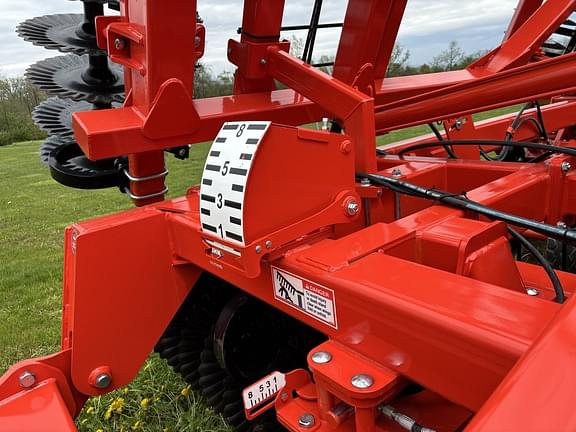 Image of Kuhn Krause 8010-30 equipment image 4