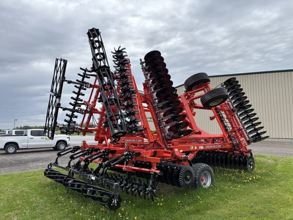 Image of Kuhn Krause Excelerator XT 8010-30 equipment image 4