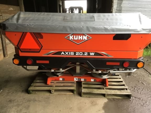 2024 Kuhn Axis 20.2W Equipment Image0