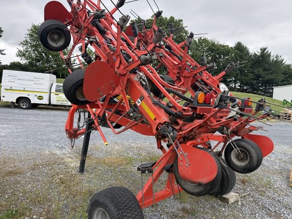 Image of Kuhn GF10803T equipment image 2