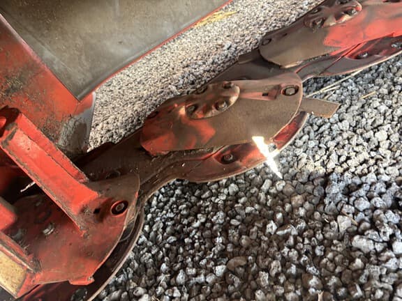 Image of Kuhn GMD 4051 TL equipment image 4