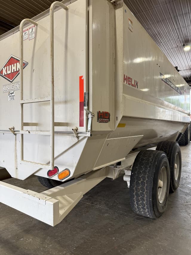 Image of Kuhn Knight RC260 equipment image 3