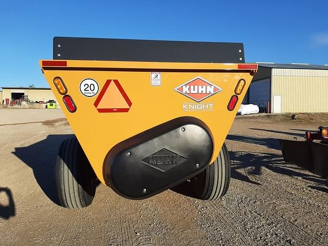 Image of Kuhn Knight SL124 equipment image 3