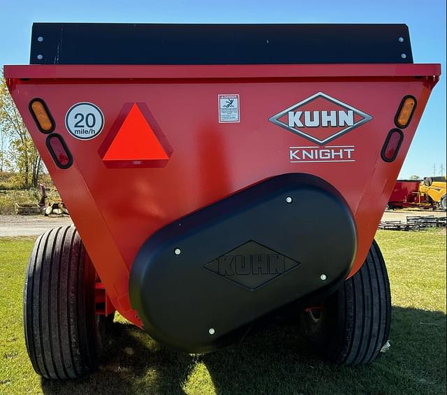 Image of Kuhn Knight SL124 equipment image 4