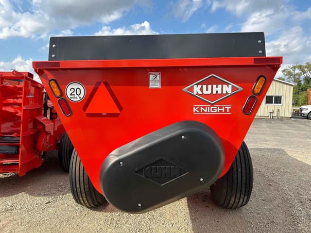 Image of Kuhn Knight SL124 equipment image 3