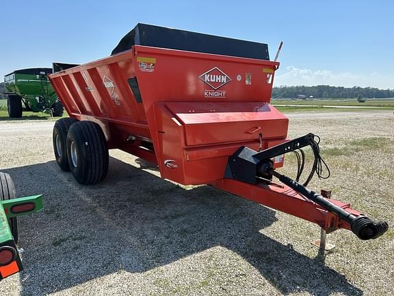 Image of Kuhn Knight SL124 equipment image 1