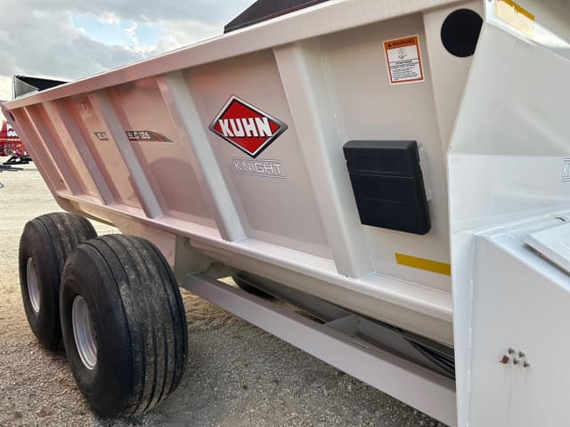 Image of Kuhn Knight SLC126 equipment image 1