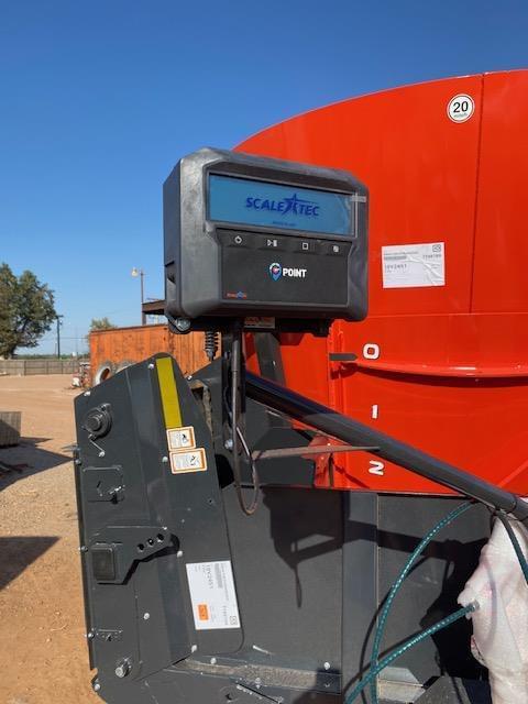 Image of Kuhn Knight VT 268 equipment image 2