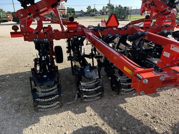 Image of Kuhn Krause Gladiator 1210-1230 equipment image 4