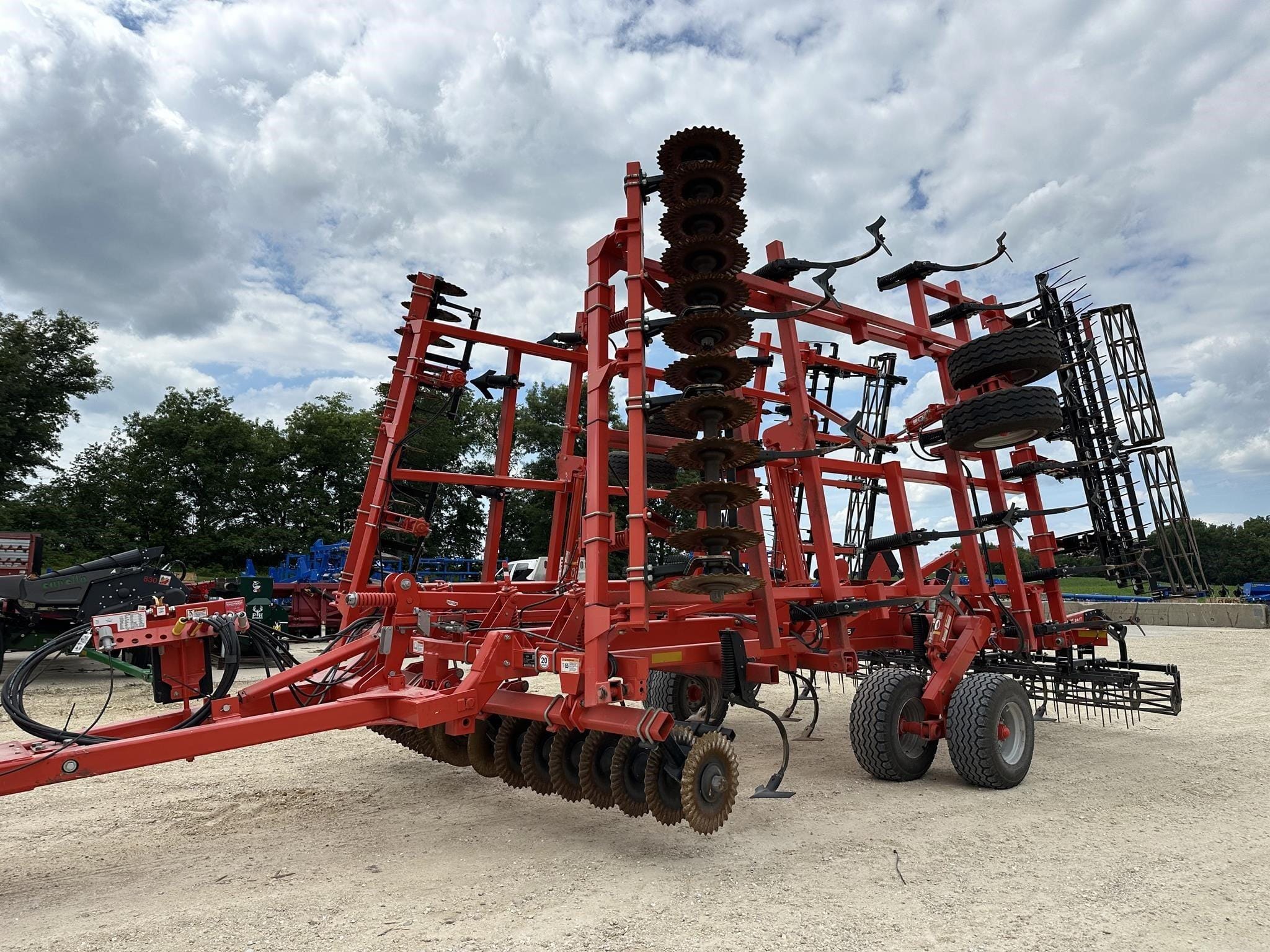 2024 Kuhn Krause 6205-31 Equipment Image0