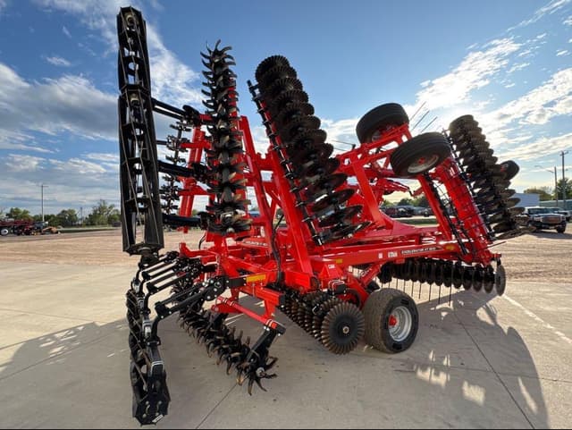 Image of Kuhn Krause Excelerator XT 8010-30 equipment image 4