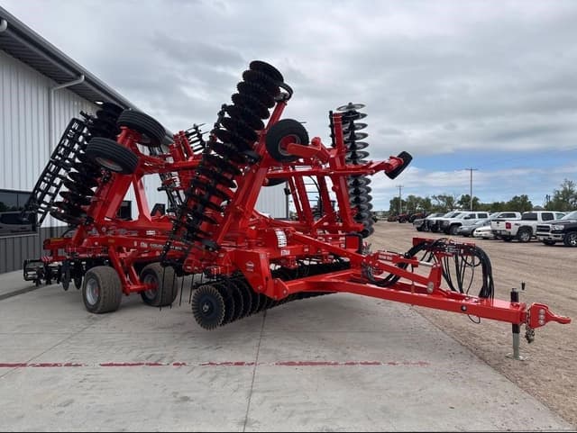 Image of Kuhn Krause Excelerator XT 8010-30 equipment image 2