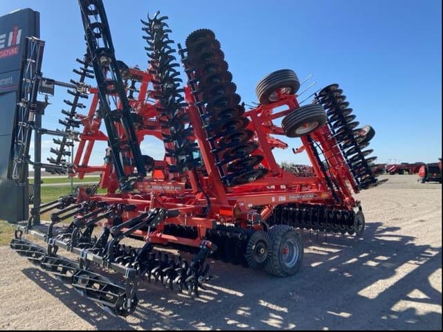 Image of Kuhn Krause Excelerator XT 8010-30 equipment image 4