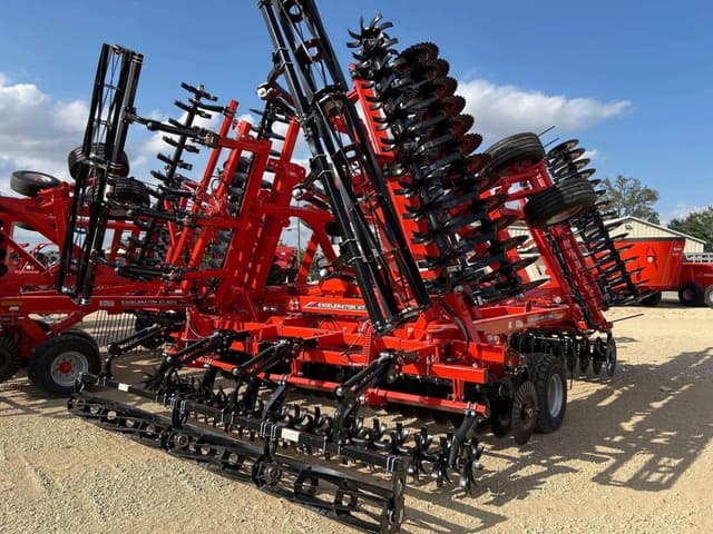 Image of Kuhn Krause Excelerator XT 8010-30 equipment image 2