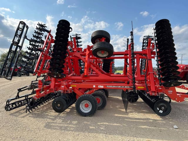 Image of Kuhn Krause Excelerator XT 8010-30 equipment image 1
