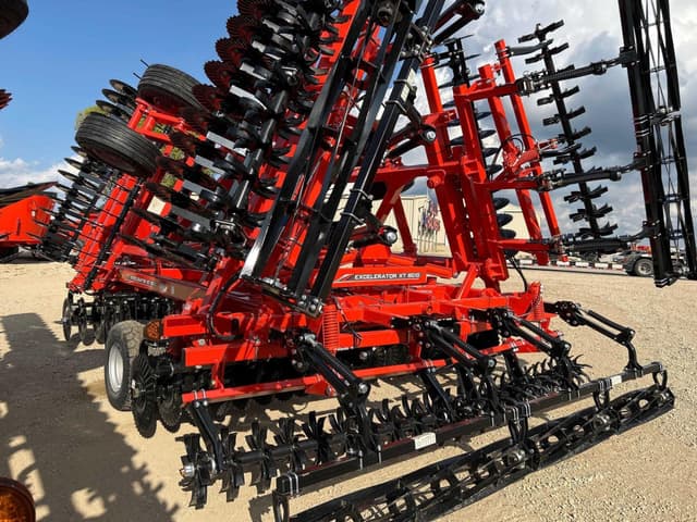 Image of Kuhn Krause Excelerator XT 8010-30 equipment image 4