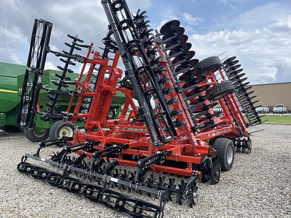 Image of Kuhn Krause Excelerator XT 8010 equipment image 3