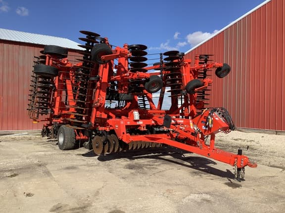 Image of Kuhn Krause Excelerator XT 8010-40 equipment image 1