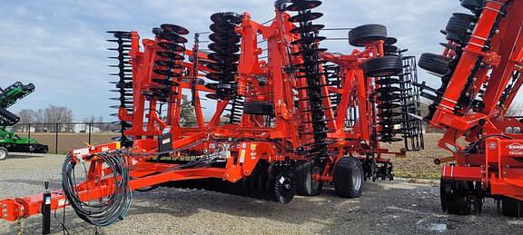 Image of Kuhn Krause Excelerator XT 8010 Primary image