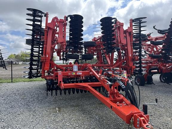 Image of Kuhn Krause Excelerator XT 8010 Primary image