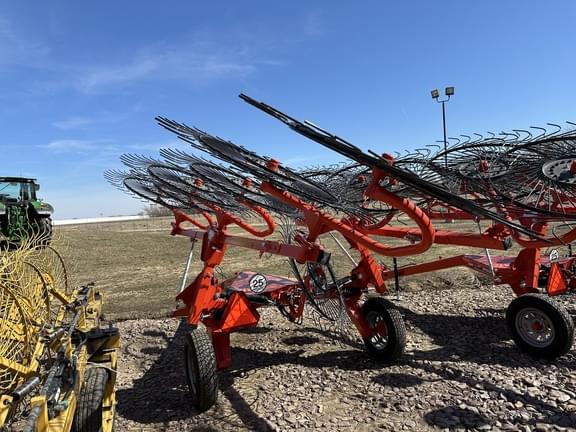 Image of Kuhn SR112 equipment image 3