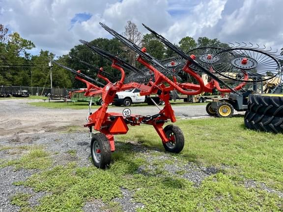 Image of Kuhn SR110GII equipment image 3