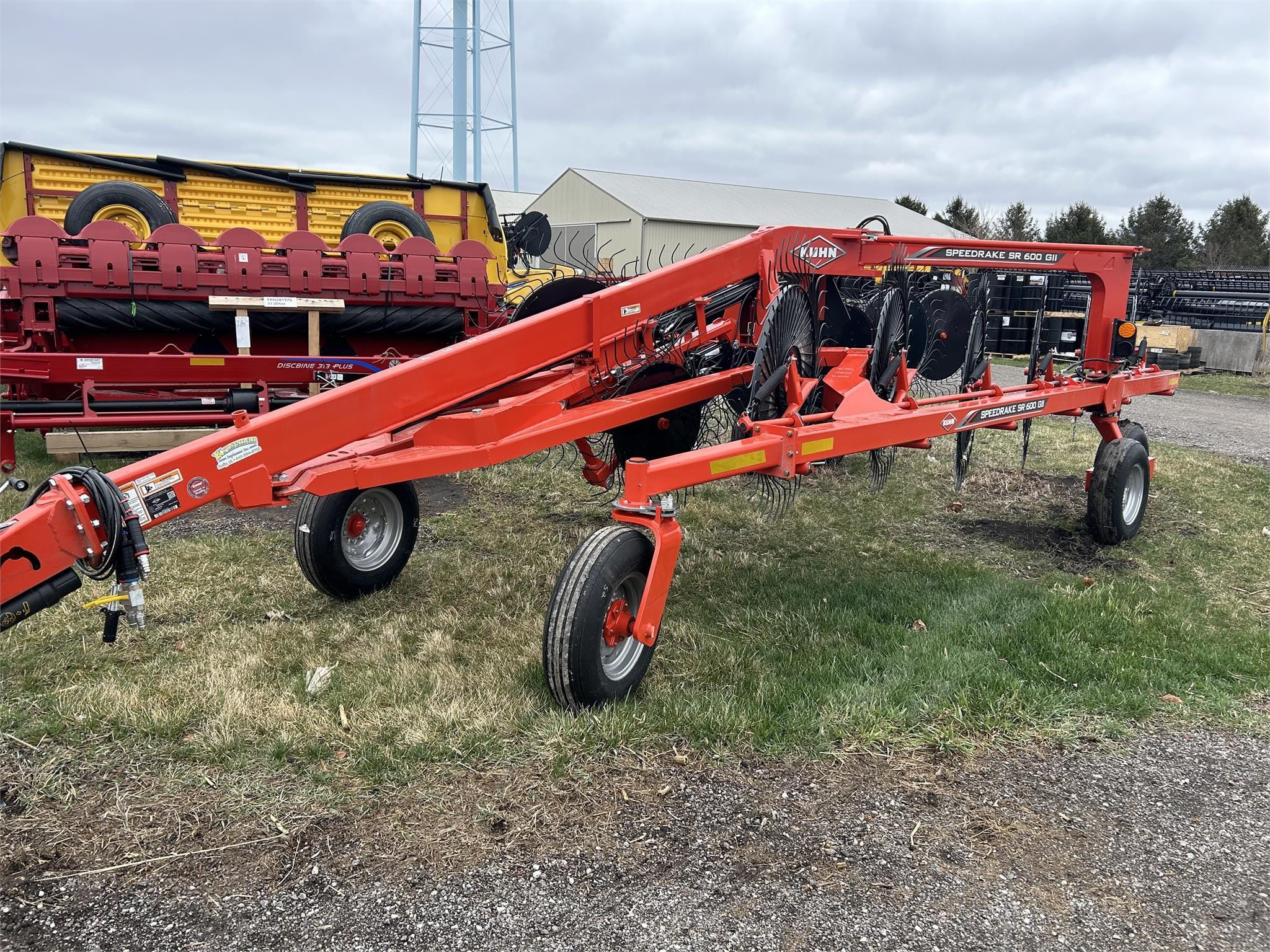 2024 Kuhn SR600 GII Equipment Image0