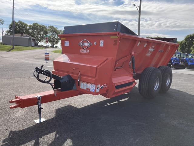 Image of Kuhn Knight SL124 equipment image 4