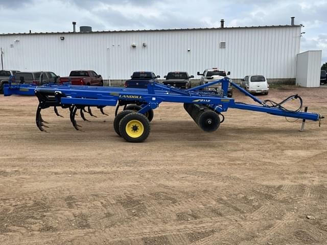 Image of Landoll 2112 equipment image 3