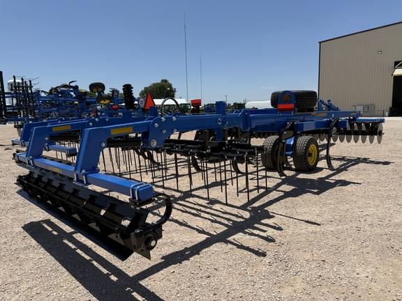 Image of Landoll 2112 equipment image 3