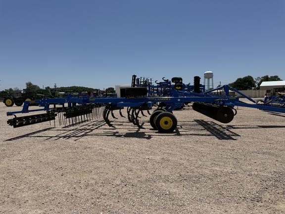 Image of Landoll 2112 equipment image 4
