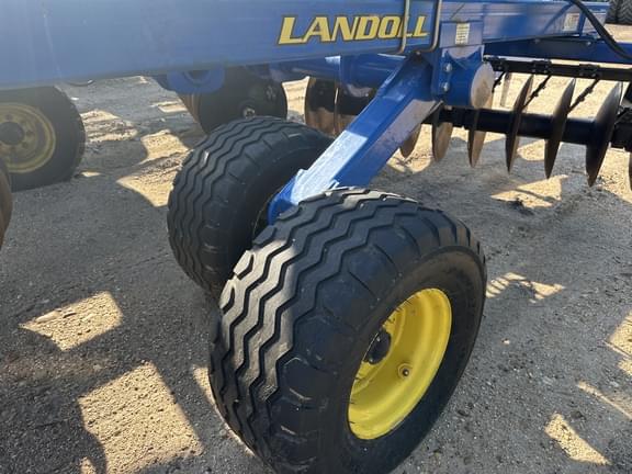 Image of Landoll 6231-33 equipment image 3
