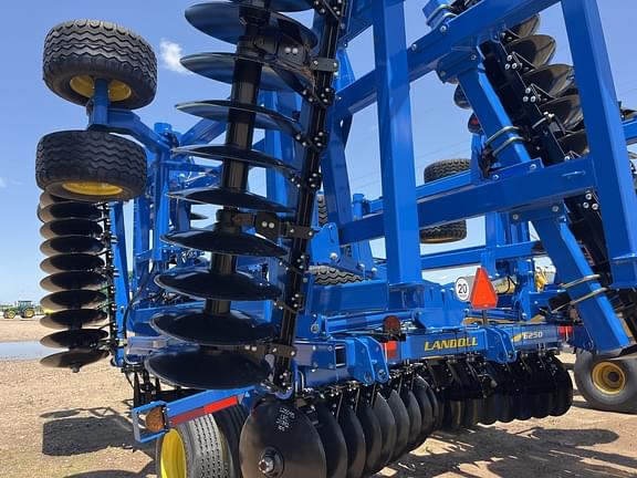 Image of Landoll 6250-45 equipment image 3