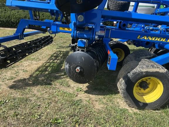 Image of Landoll 7530 equipment image 2