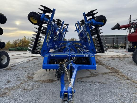 Image of Landoll 7530 equipment image 1