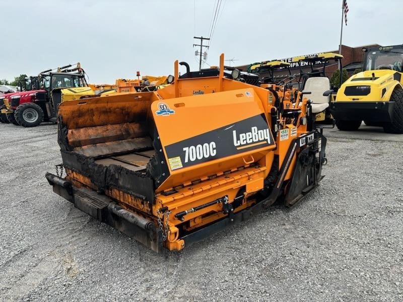 2024 LeeBoy 7000C Equipment Image0