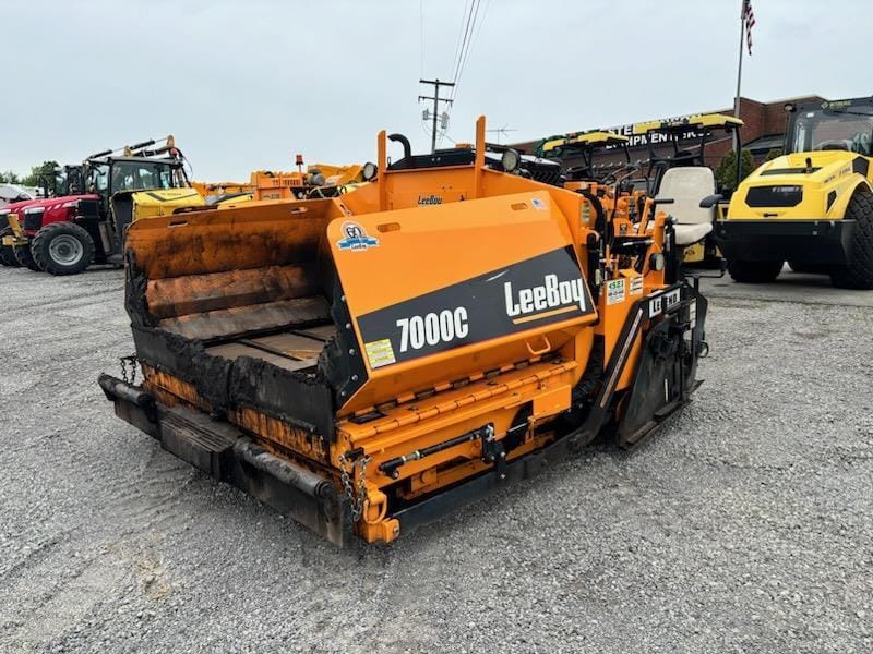 2024 LeeBoy 7000C Equipment Image0