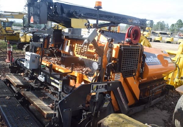 Image of LeeBoy 8500D equipment image 2