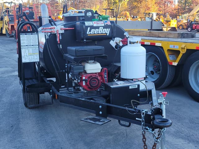 Image of LeeBoy L300 equipment image 2