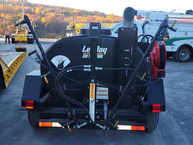 Image of LeeBoy L300 equipment image 3