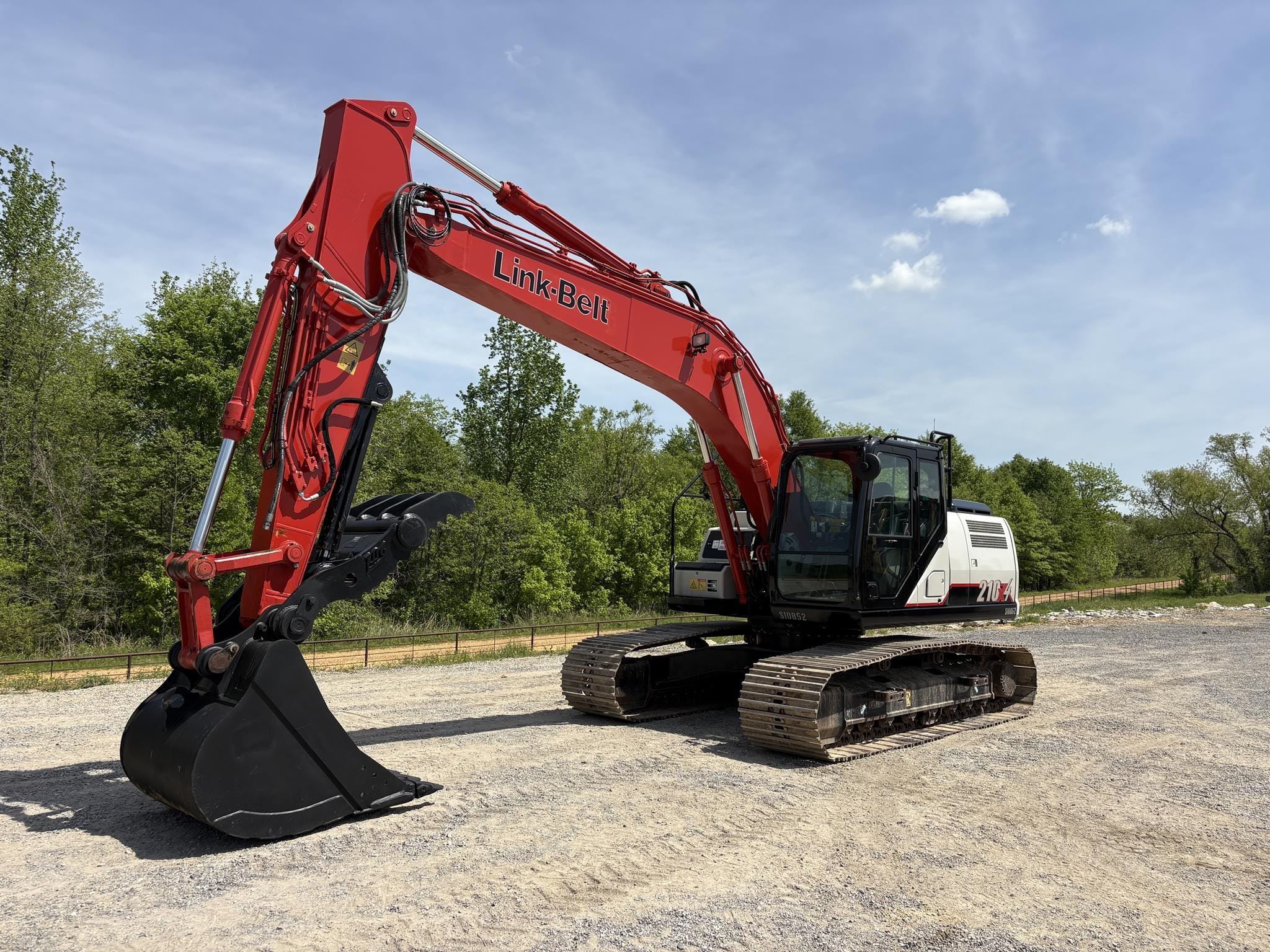 2024 Link-Belt 210 Equipment Image0