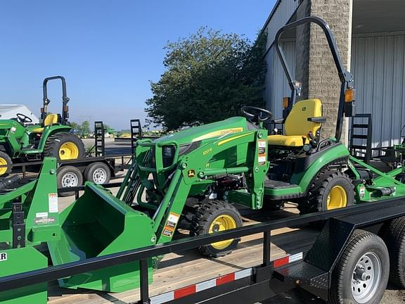 Image of John Deere 1025R equipment image 3