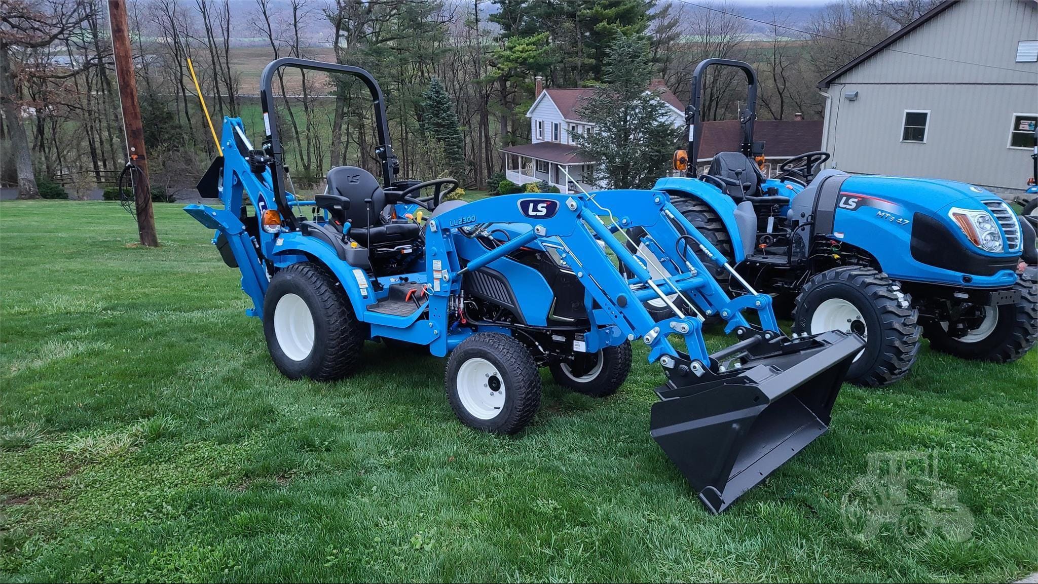 2024 LS MT225S Equipment Image0