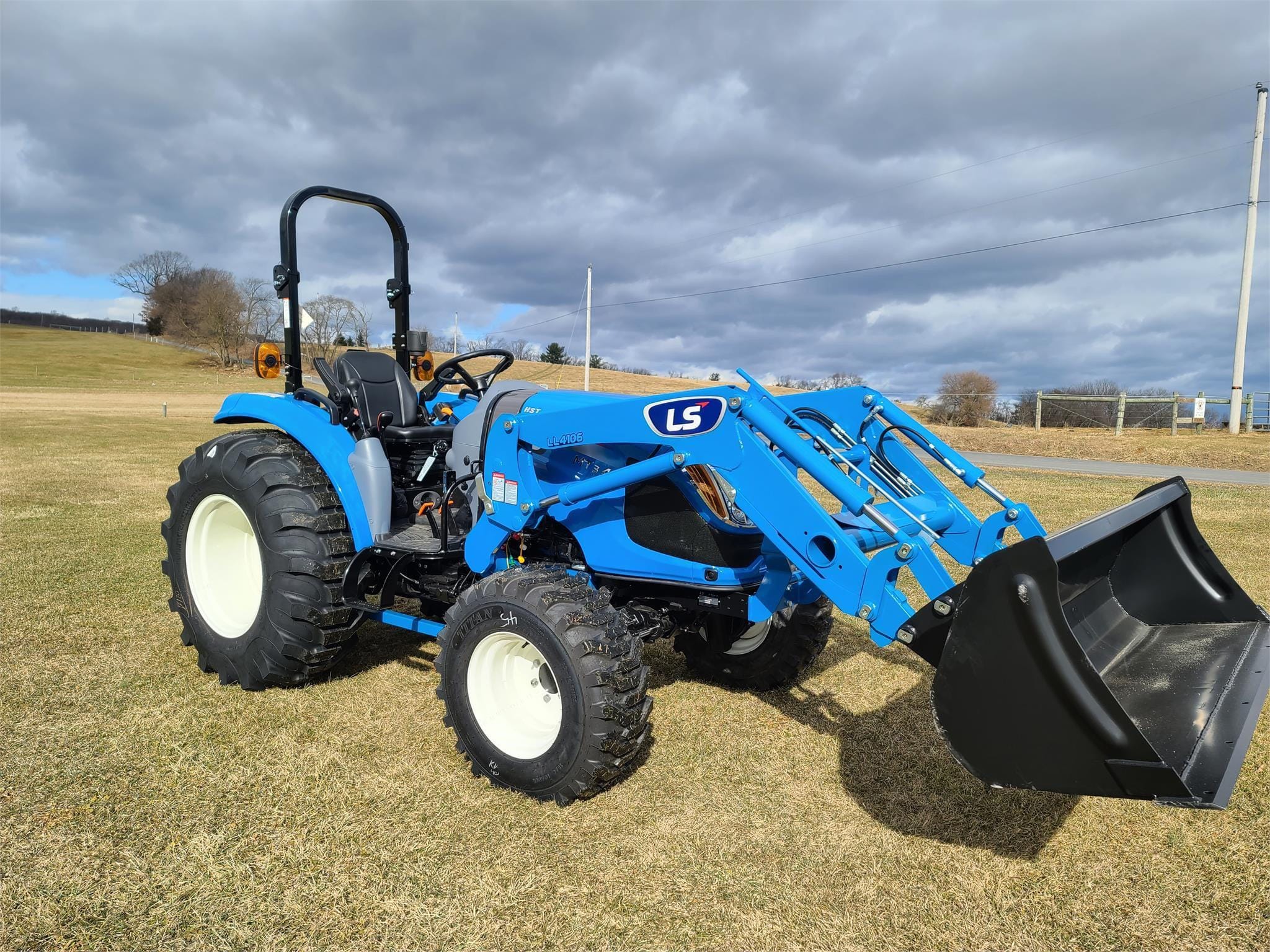 2024 LS MT342H Equipment Image0